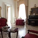 Palazzo Pio Apartment