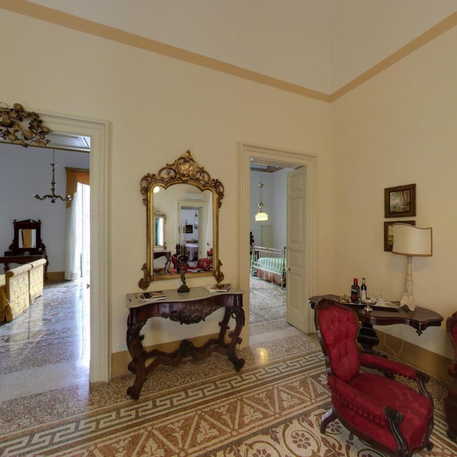 Palazzo Pio * Lecce